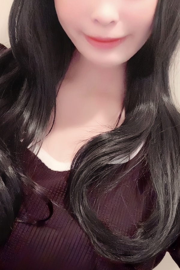音山　えれな